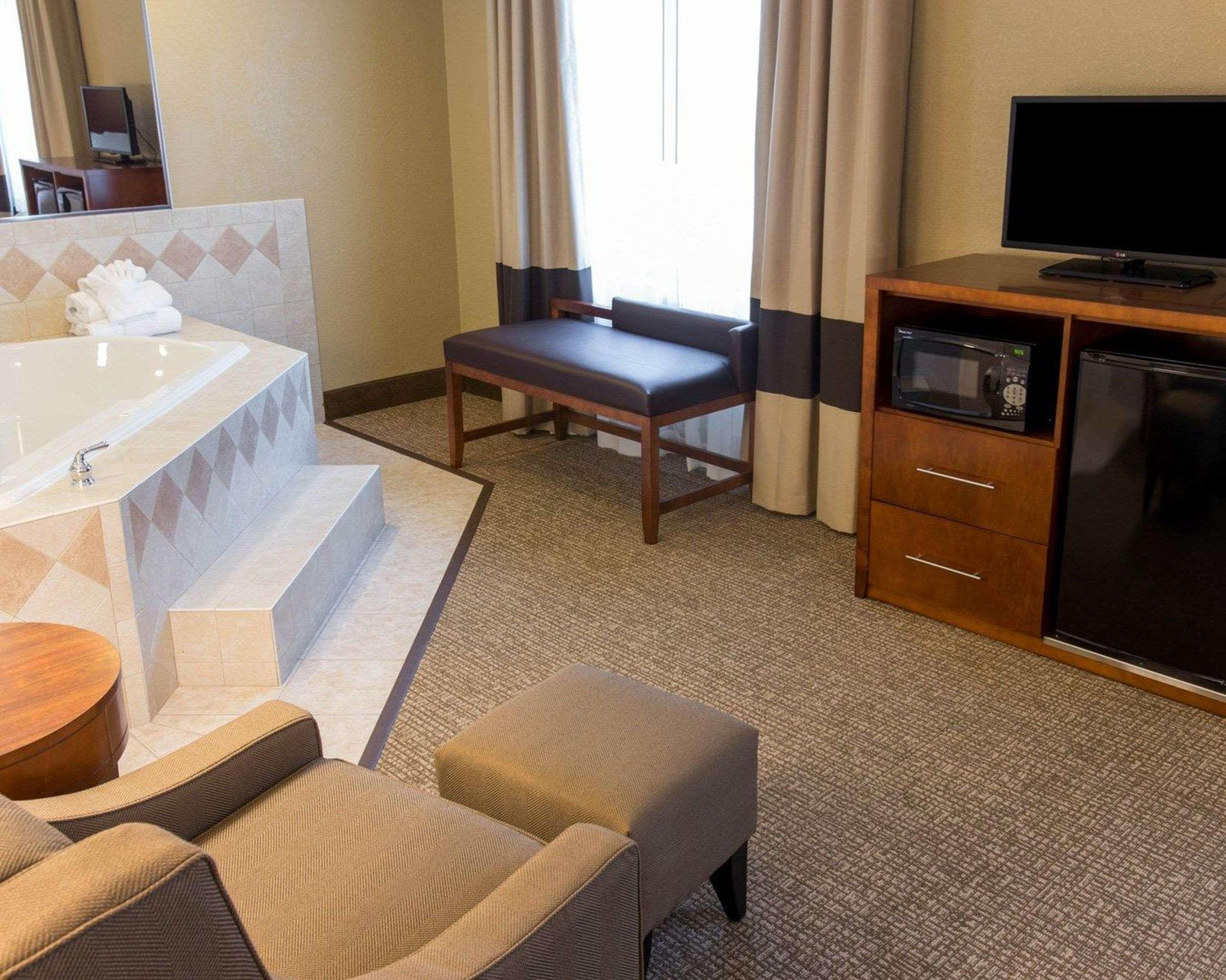 Comfort Suites Grand Rapids South Kentwood Kültér fotó